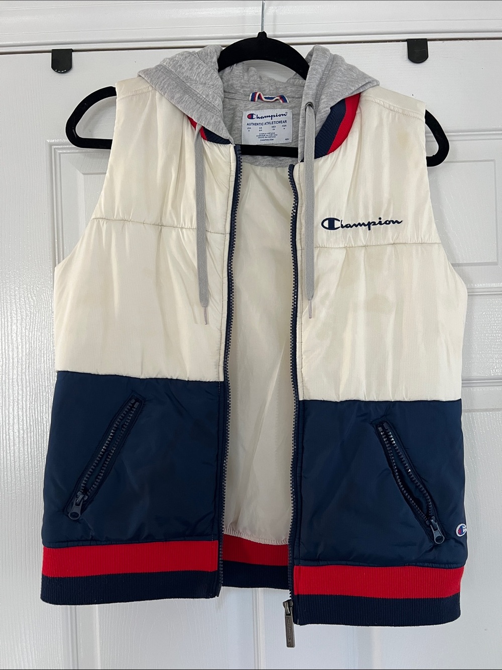 Champion Colorblock Hooded Puffer Vest in Cream, Navy & Red